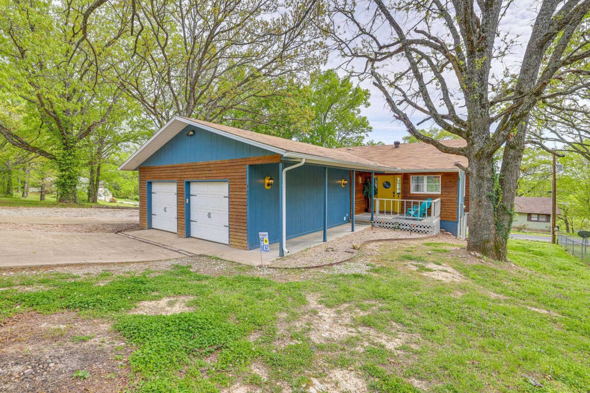 Shell Knob Home With Deck And Table Rock Lake View Exteriör bild