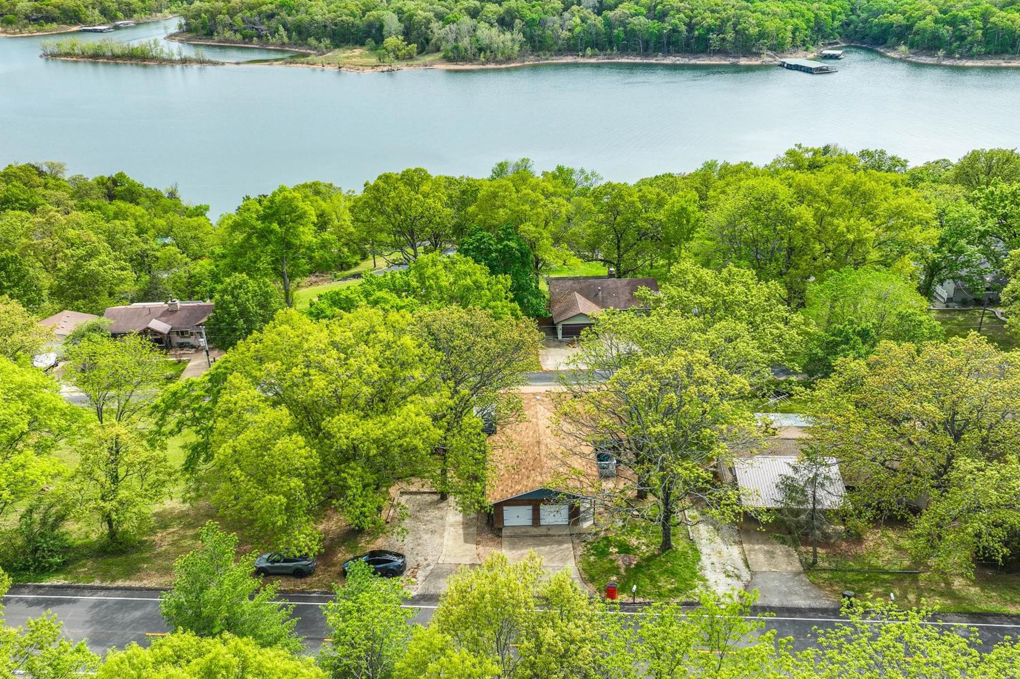 Shell Knob Home With Deck And Table Rock Lake View Exteriör bild